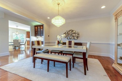 Exceptional golf course living in Hawthorn Woods Country Club! - photo 8