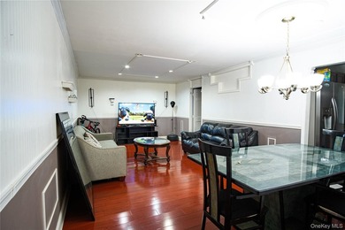 Welcome to this well-maintained unit that offers a comfortable - photo 5