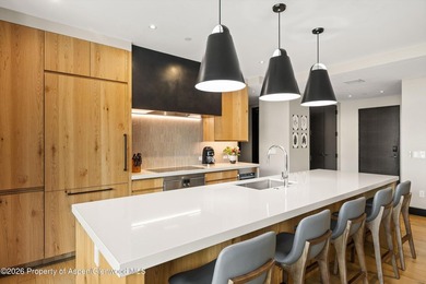 Thoughtfully designed, with sophisticated finishes - photo 9