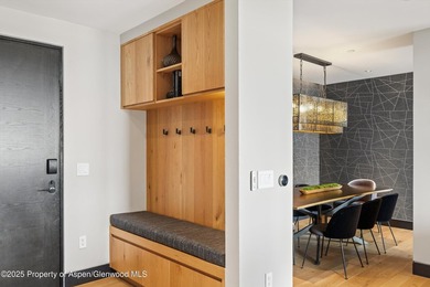 Thoughtfully designed, with sophisticated finishes - photo 10
