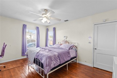 Timeless Charm Meets Modern Comfort in Alameda Estates Welcome - photo 11