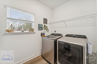 Spacious 4-bedroom 2.5 bath home features grand foyer with - photo 24
