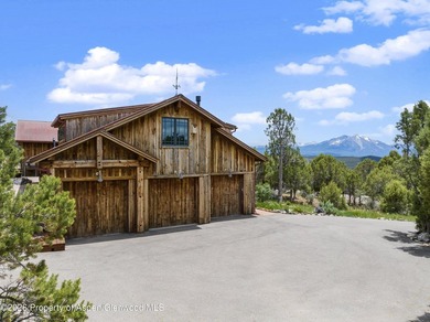 Roaring Fork Valley Retreat | Flexible Living Options | - photo 3