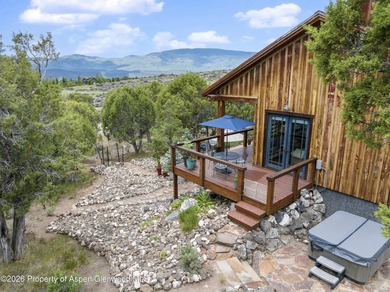 Roaring Fork Valley Retreat | Flexible Living Options | - photo 6