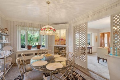 Step into a piece of timeless elegance with this extraordinary 4 - photo 9