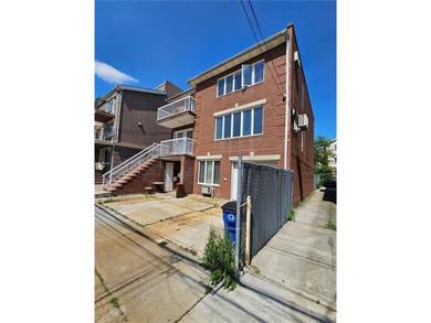 Amazing opportunity to own 3 family brick home (built in 1992) - photo 3