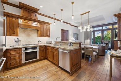 Enjoy prime summer time in Aspen. 2024 renovations completed - photo 6