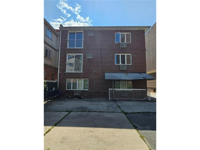 Amazing opportunity to own 3 family brick home (built in 1992) - photo 8