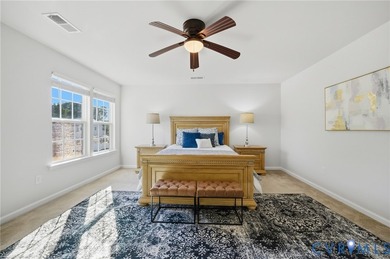 Nearly 3,500 square feet with a backyard built for entertaining - photo 21