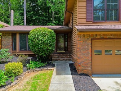 Completely rebuilt just 8 years ago, this exceptional home - photo 2