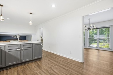 Completely rebuilt just 8 years ago, this exceptional home - photo 8