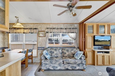 Come enjoy the vibrant coastal community of Birch Bay! This 2008 - photo 8