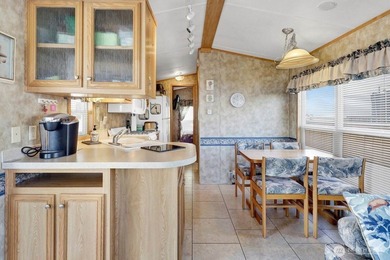 Come enjoy the vibrant coastal community of Birch Bay! This 2008 - photo 9