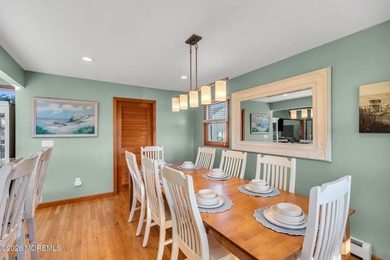 Custom Built Silver Bay Retreat minutes from GSP .Turnkey - photo 13