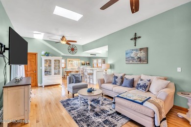 Custom Built Silver Bay Retreat minutes from GSP .Turnkey - photo 19