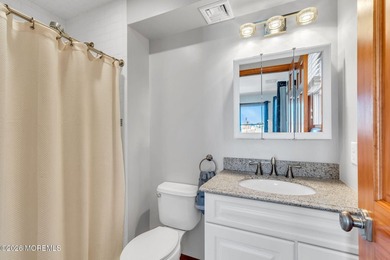 Custom Built Silver Bay Retreat minutes from GSP .Turnkey - photo 30