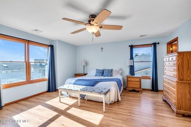 Custom Built Silver Bay Retreat minutes from GSP .Turnkey - photo 31