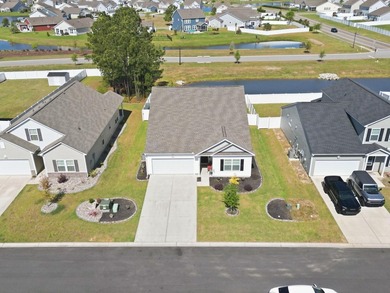Four-bedroom, two-bathroom, single-story ranch home with pond - photo 35