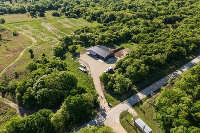 This extraordinary 200+/- acre estate represents a rare fusion - photo 4