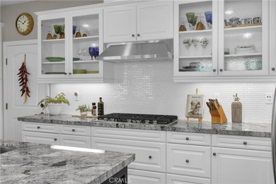 Single story living with a 2nd floor loft and powder bath, make - photo 7