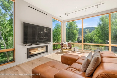 Discover this well-located and immaculately kept three-bedroom - photo 7