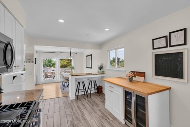 Vacation at home every day in this beautifully renovated 4 bed 2 - photo 17