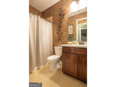 Welcome home to this charming and cozy 2-bedroom, 2-bath home - photo 18