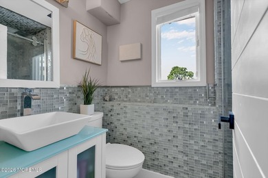 Vacation at home every day in this beautifully renovated 4 bed 2 - photo 20