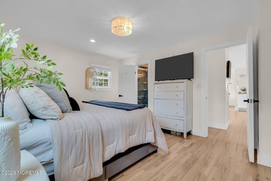 Vacation at home every day in this beautifully renovated 4 bed 2 - photo 24