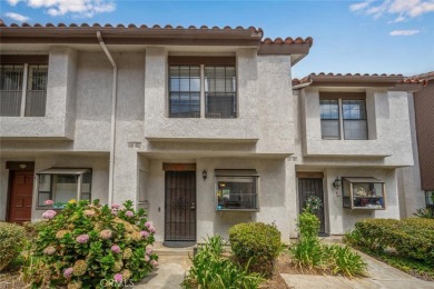 Lake Townhome/Townhouse For Sale in Placentia, California