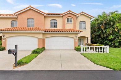 Under contract-accepting backup offers. Welcome to easy Florida - photo 1