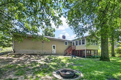 This spacious family home is located at the end of a quiet - photo 50