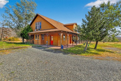 (private lake, pond, creek) Home For Sale in Medicalsprings Oregon