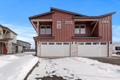 Lake Townhome/Townhouse For Sale in Cascade, Idaho