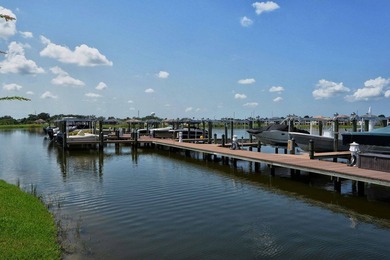 Seeking SUNSETS and Full RIVER VIEWS and a marina with boat - photo 50