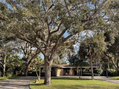 Lake Home For Sale in Cutler Bay, Florida