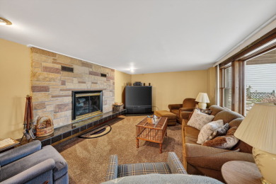 BEAUTIFUL VIEWS & INVITING HOME! - photo 21