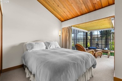 Set among the pines in one of Black Butte Ranch's most coveted - photo 14