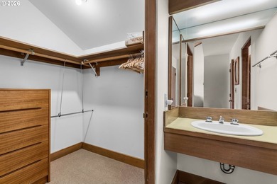 Set among the pines in one of Black Butte Ranch's most coveted - photo 19
