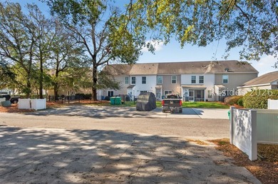 Exceptional 2 Master Bedroom Townhome in the amenity rich - photo 20