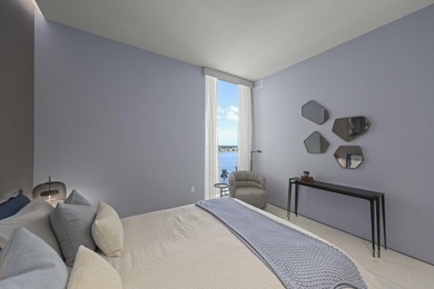 NEW, Turn-key, move-in ready residence with stunning waterfront - photo 25