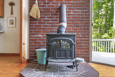 Experience the very best of Frye Island from this bright - photo 28