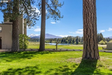 Set among the pines in one of Black Butte Ranch's most coveted - photo 30