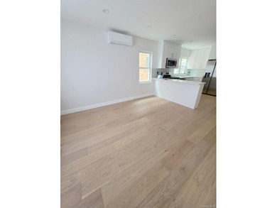 Brand New!!! Fully detached legal 2-Family house built with - photo 5