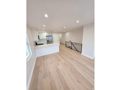 Brand New!!! Fully detached legal 2-Family house built with - photo 8