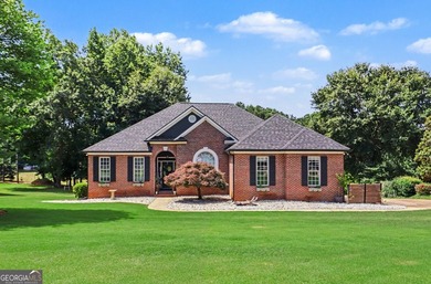 Turnkey Lakefront Luxury with Private DockCompletely renovated - photo 1
