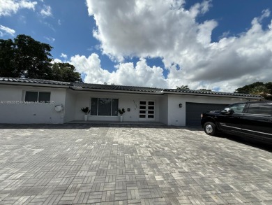 (private lake, pond, creek) Home For Sale in Hialeah Florida