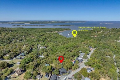 Lake Home For Sale in Pottsboro, Texas