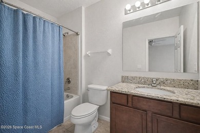 Beautifully maintained townhome in the desirable gated community - photo 15