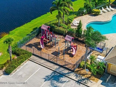 Beautifully maintained townhome in the desirable gated community - photo 19